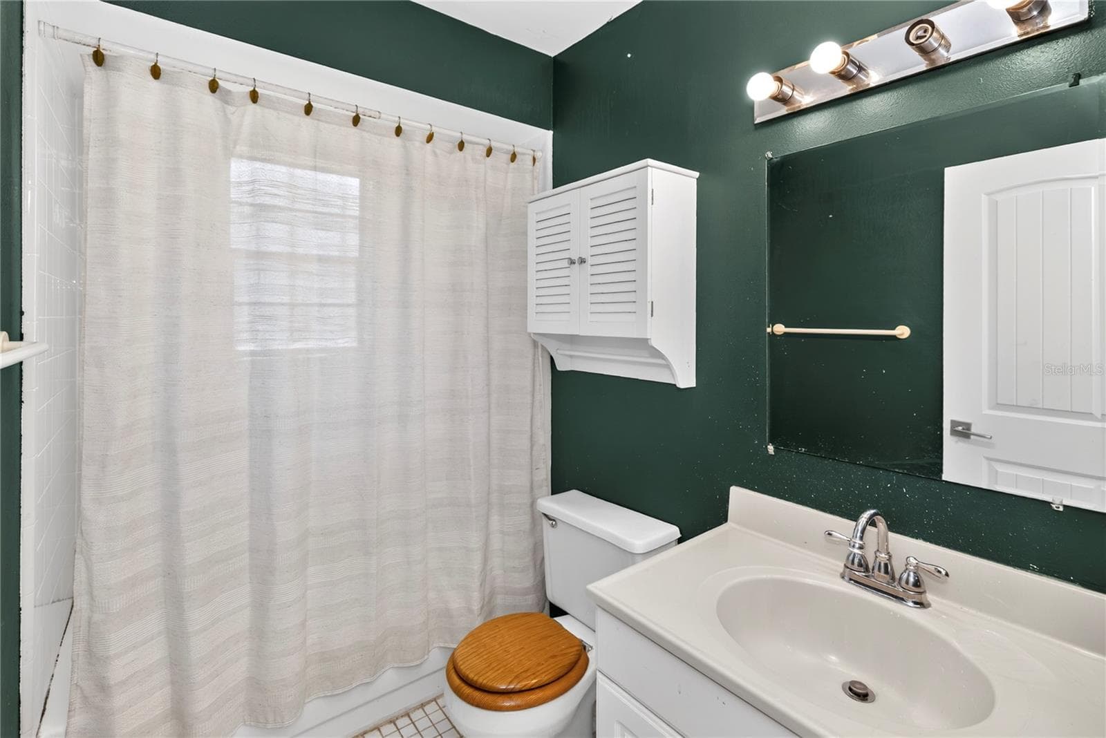 Single Family Residence at 209 DELESPINE DR, DEBARY, photo 17 of 29