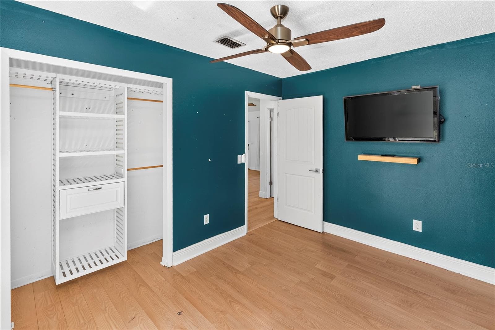 Single Family Residence at 209 DELESPINE DR, DEBARY, photo 19 of 29