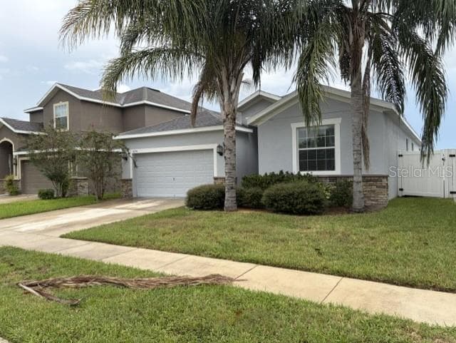 1574 THETFORD CIRCLE CIR