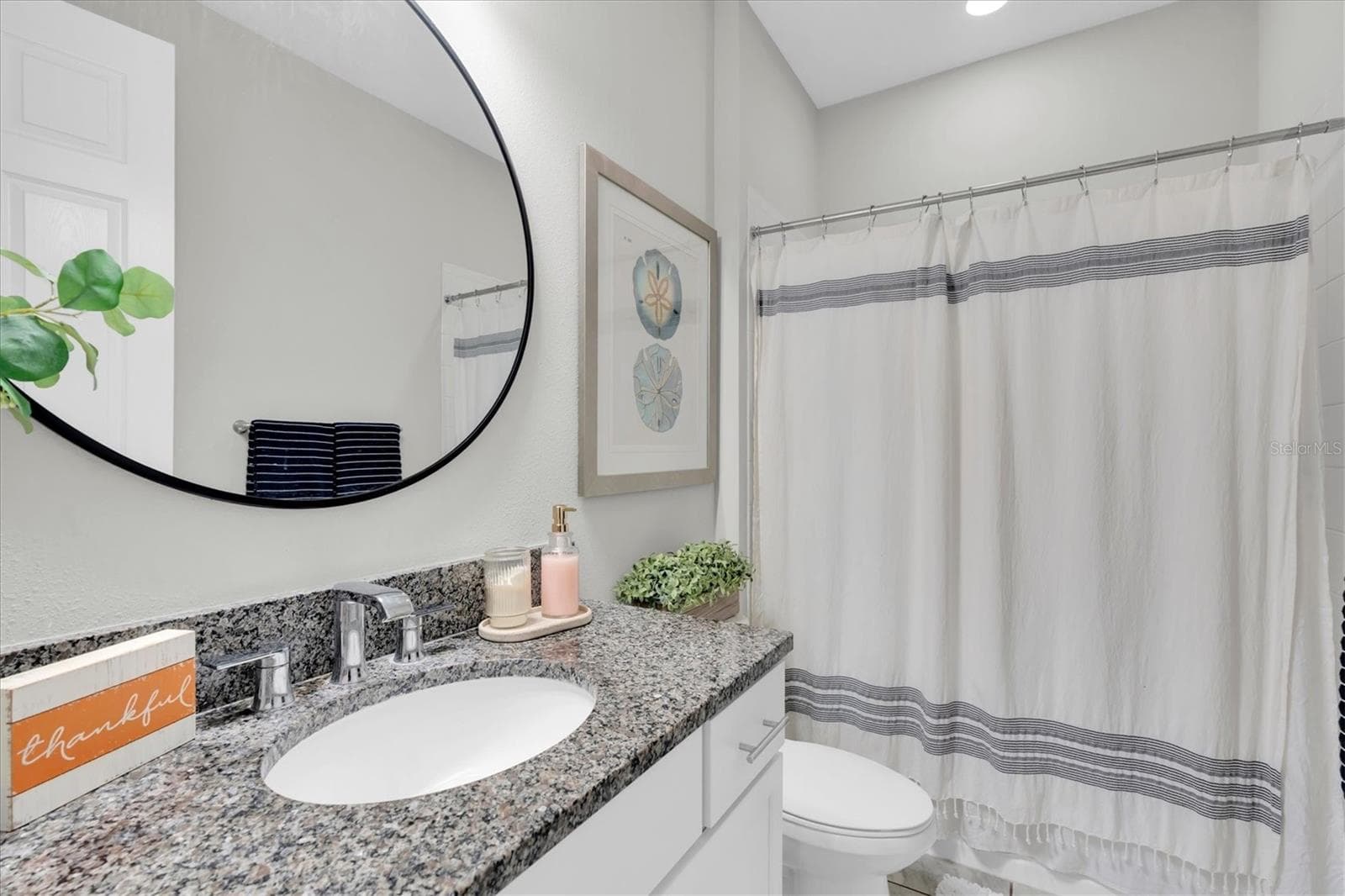 Full Bathroom 2 - 3871 NIGHT STAR TRL, ODESSA