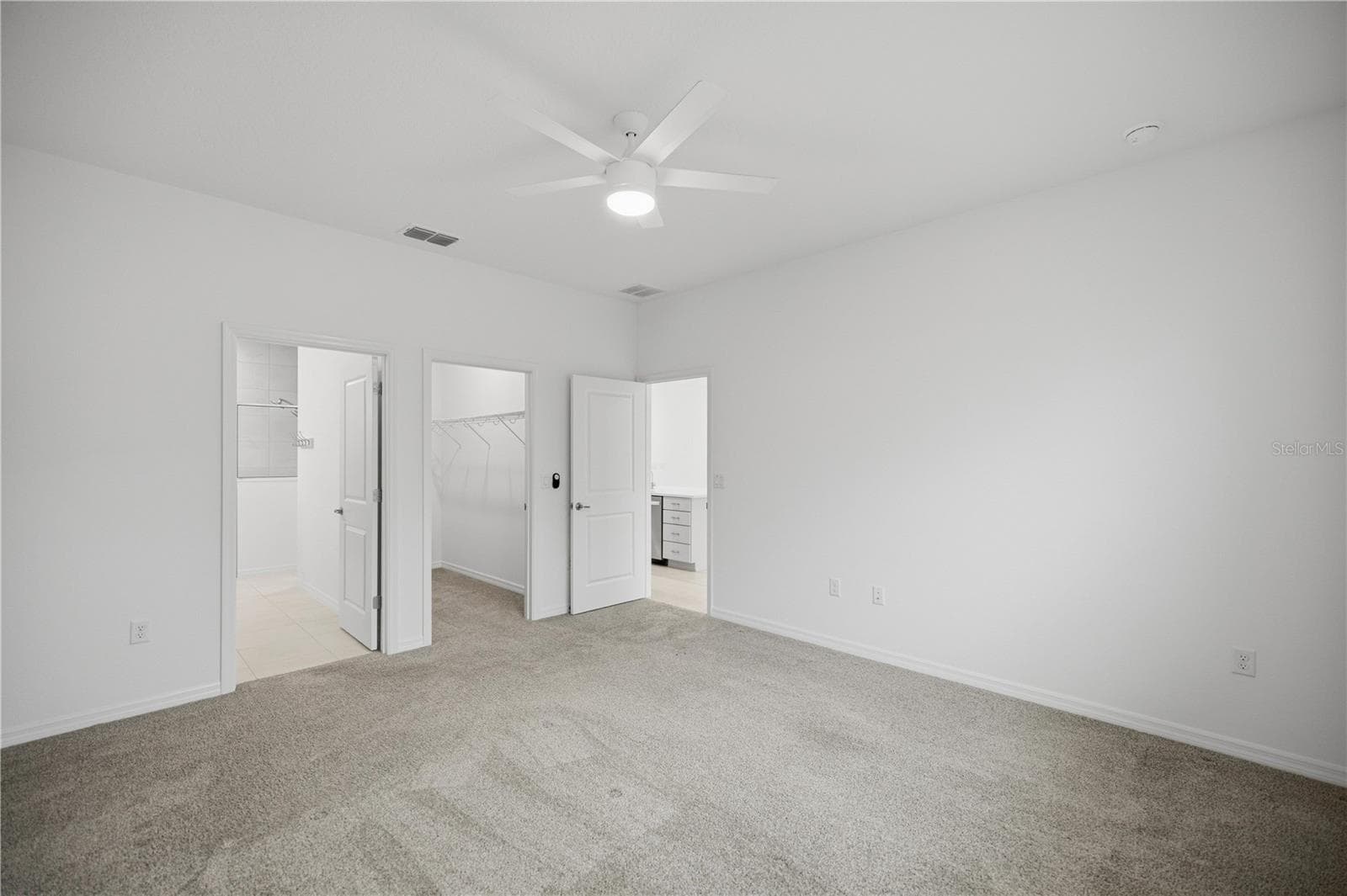 Primary Bedroom - 7118 SW 57TH LN, OCALA
