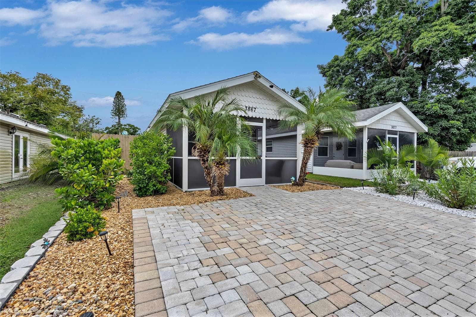 Single Family Residence at 3867 ALMOND AVE, SARASOTA, photo 4 of 34