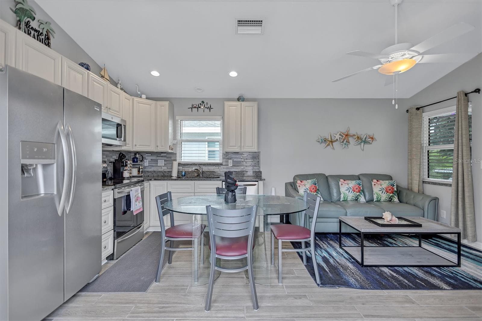 Single Family Residence at 3867 ALMOND AVE, SARASOTA, photo 14 of 34