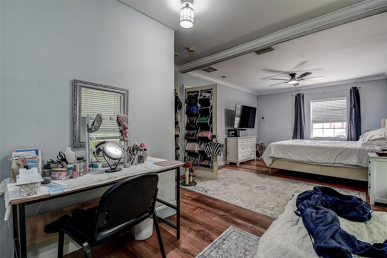 Large Primary Bedroom - 1508 SUFFOLK ST N, ST PETERSBURG