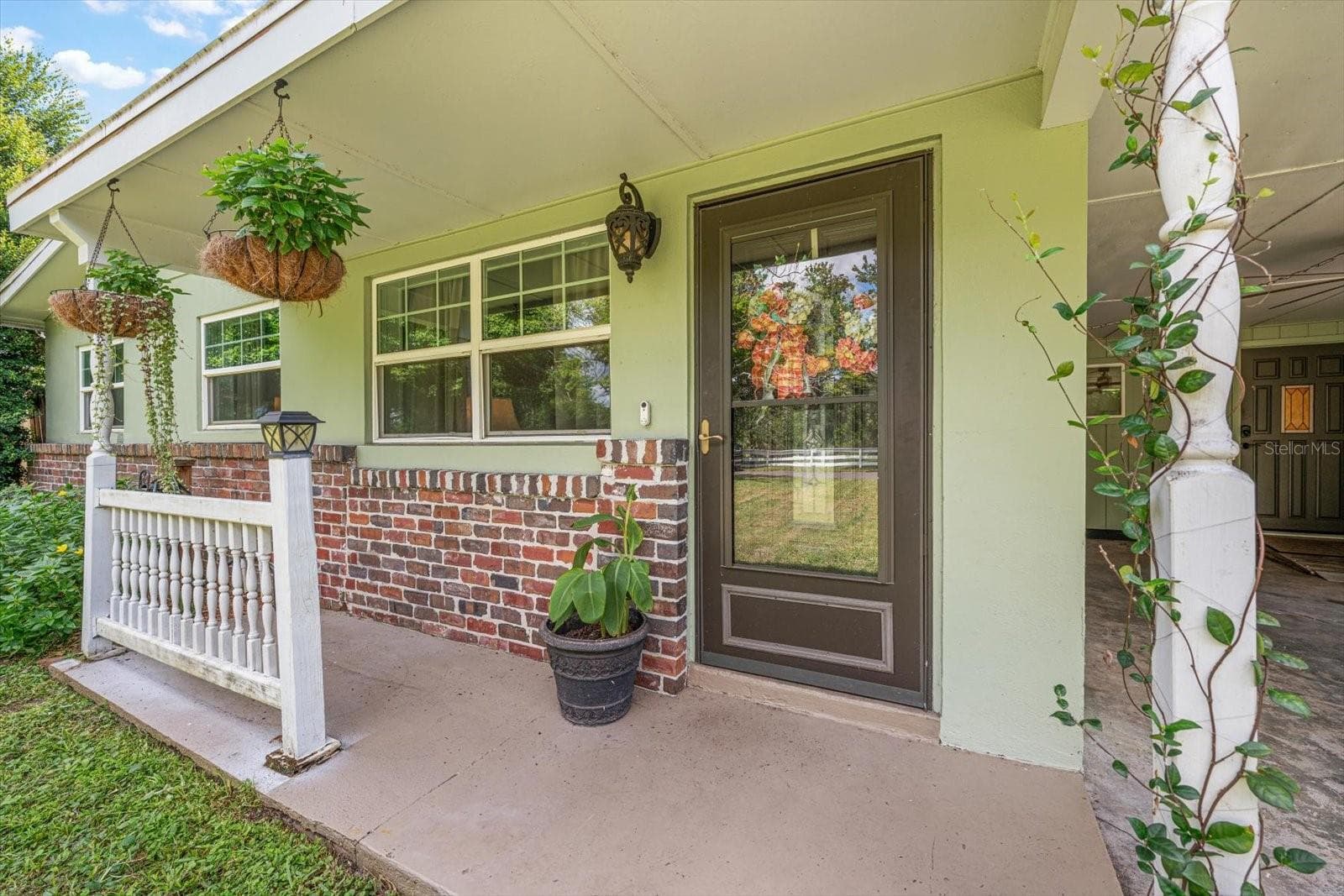 Single Family Residence at 1907 LAKEWOOD DR, CLEARWATER, photo 3 of 48