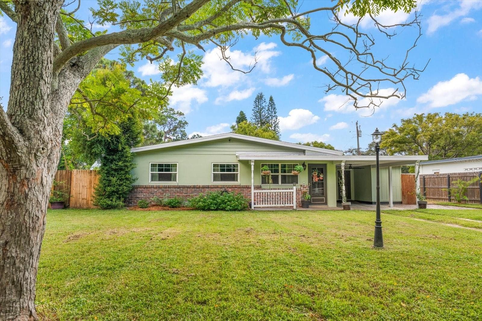 Single Family Residence at 1907 LAKEWOOD DR, CLEARWATER, photo 47 of 48