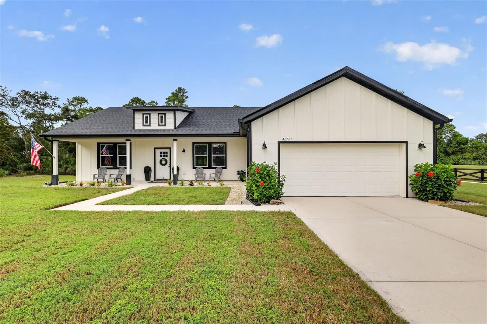 Single Family Residence at 42721 ROYAL TRAILS RD, EUSTIS, photo 2 of 41