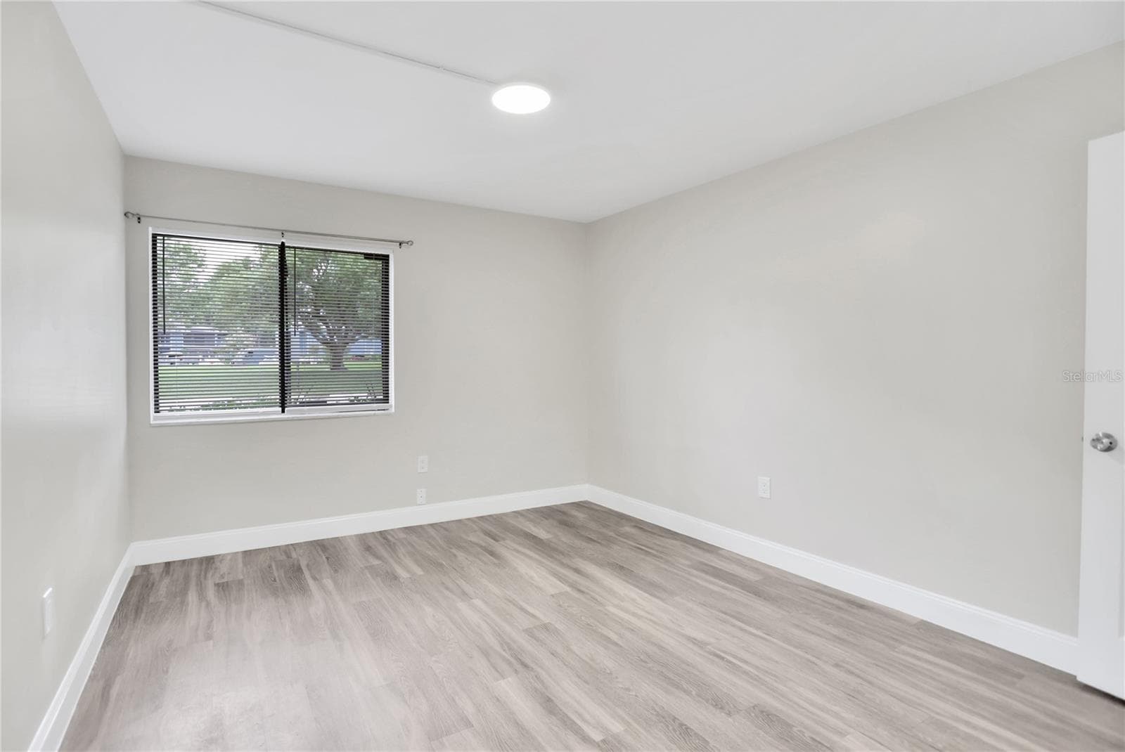 Condominium at 2451 OAK PARK WAY #120, ORLANDO, photo 11 of 25