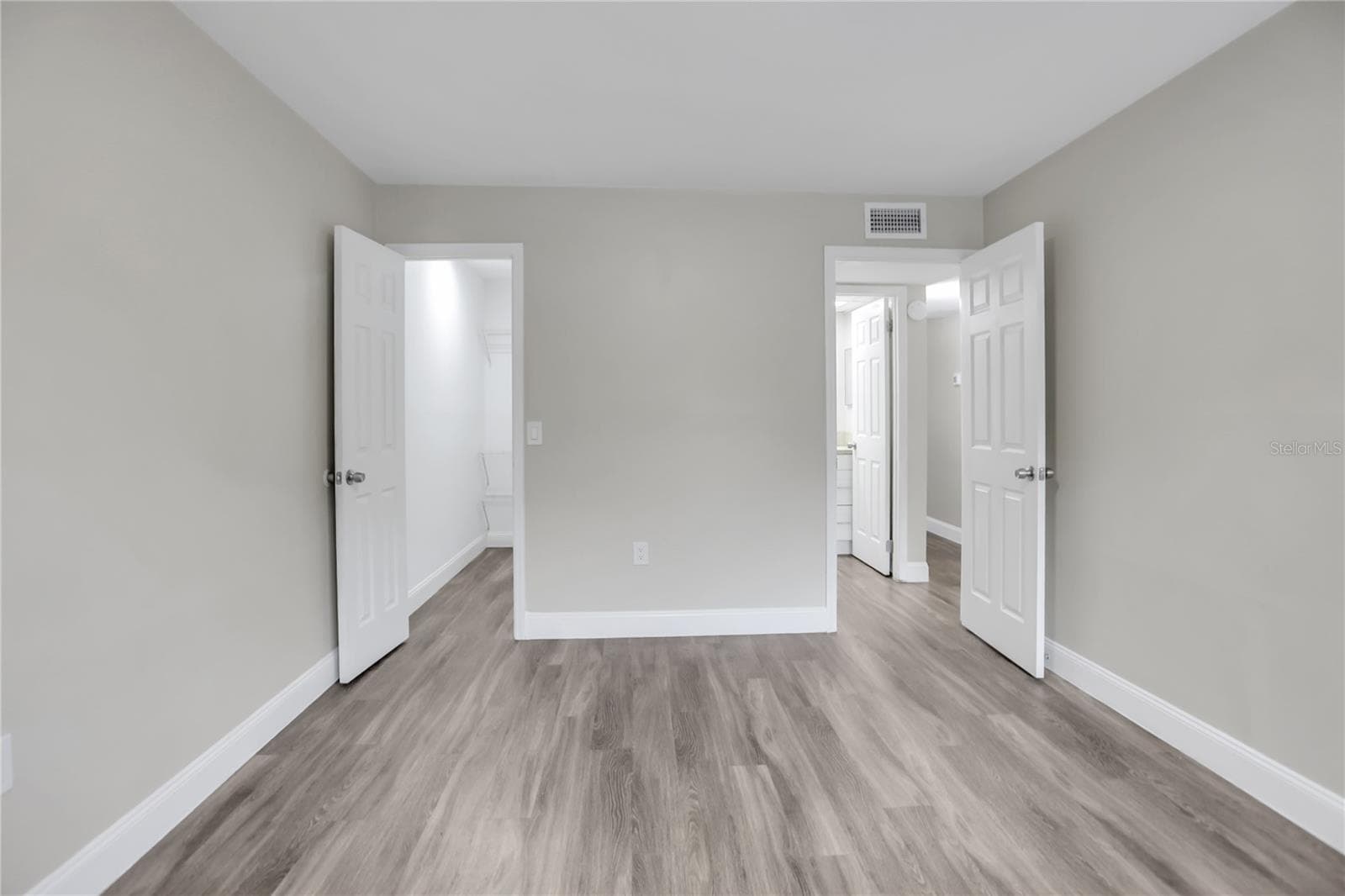 Condominium at 2451 OAK PARK WAY #120, ORLANDO, photo 12 of 25