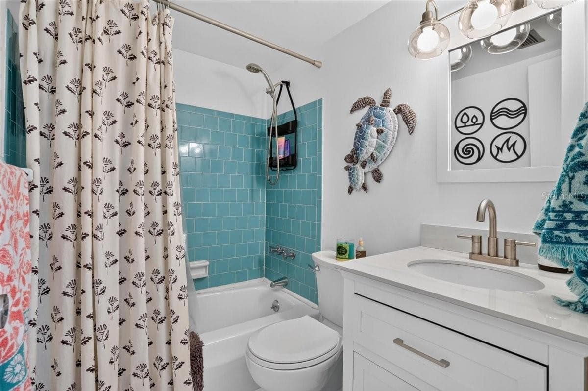 Condominium at 5902 PALM LN #C24, BRADENTON, photo 17 of 26