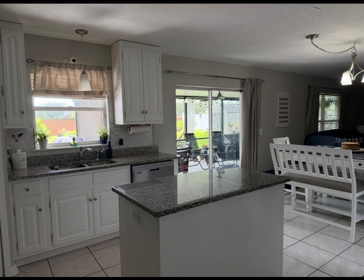 Single Family Residence at 625 RED PEPPER LOOP, CHULUOTA, photo 17 of 82