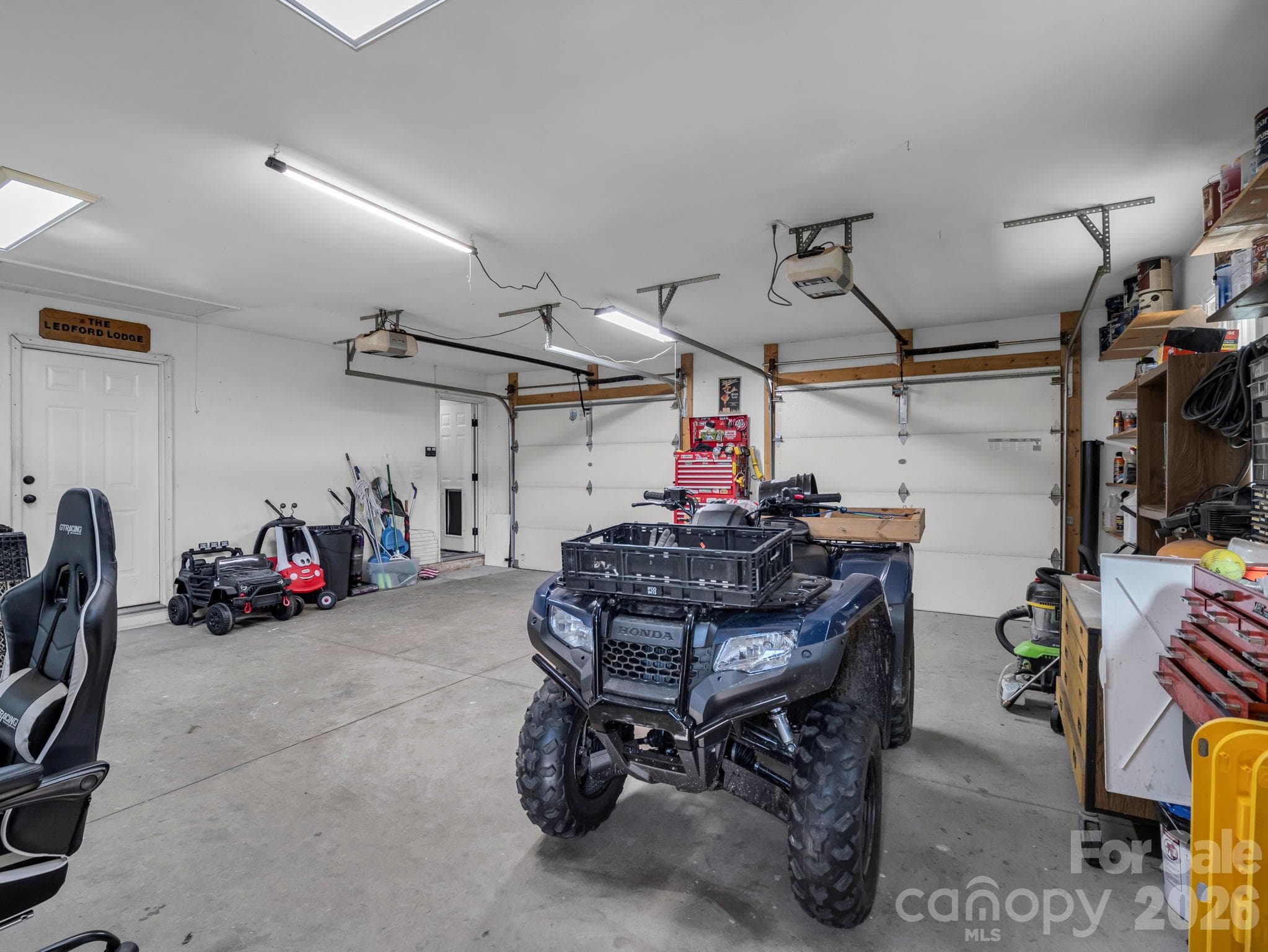 Heated garage - 131 Burch Hutchins Road, Forest City