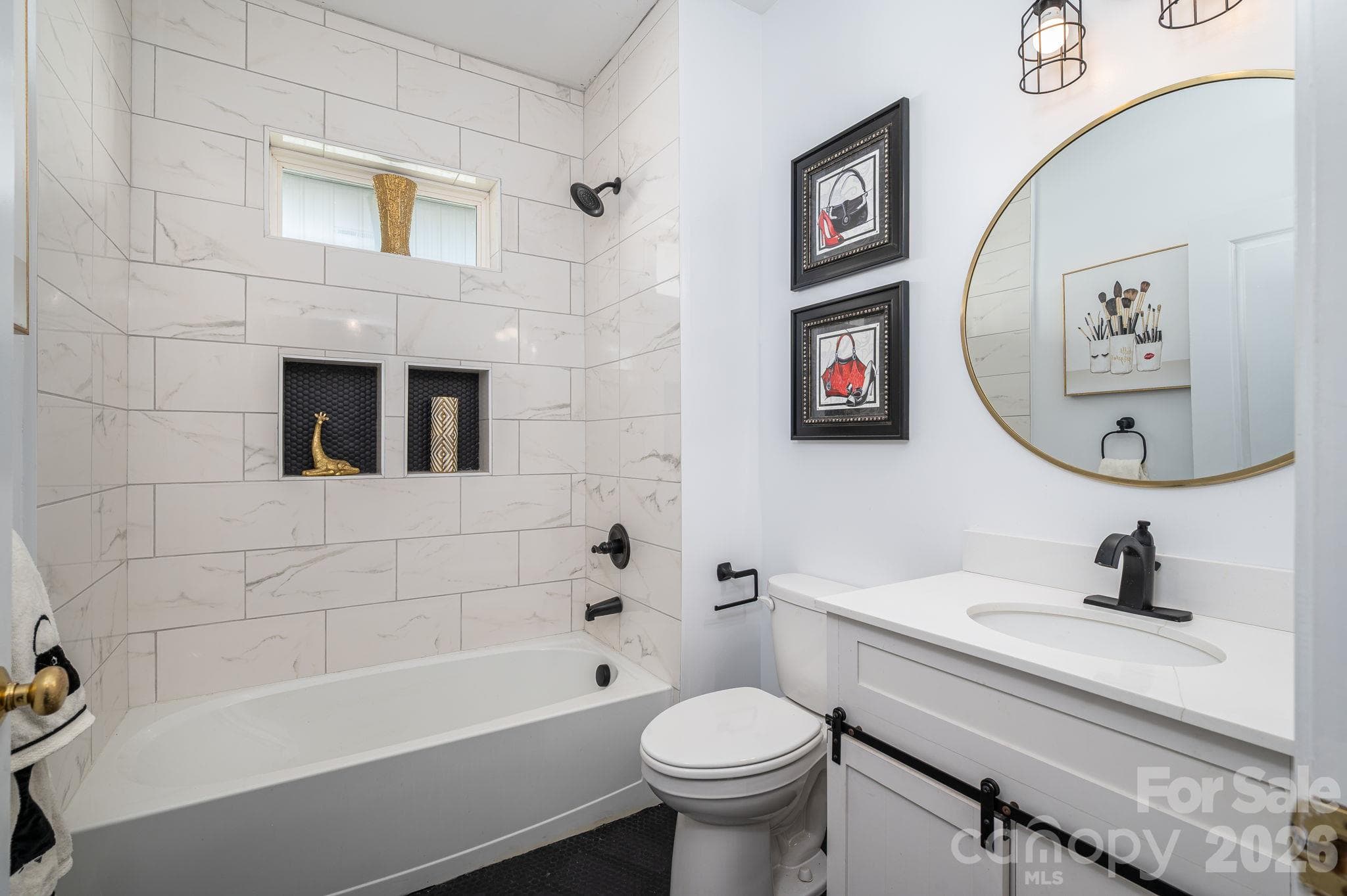 Bathroom - 136 Sellers Road, Kings Mountain