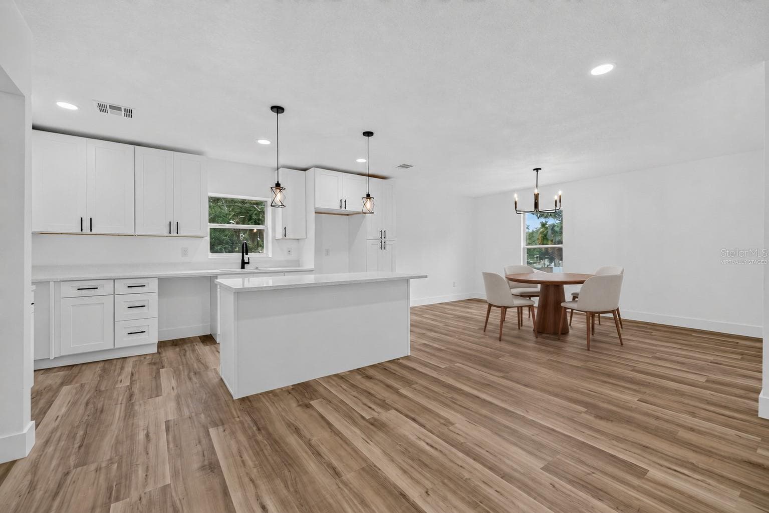 VIRTUALLY STAGED. Second Floor Kitchen. Appliances ARE SCHEDULED FOR DELIVERY - 11317 SYLVAN GREEN LN, RIVERVIEW