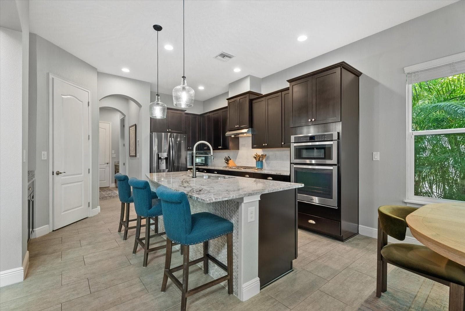 Single Family Residence at 4812 ROYAL DORNOCH CIR, BRADENTON, photo 10 of 62