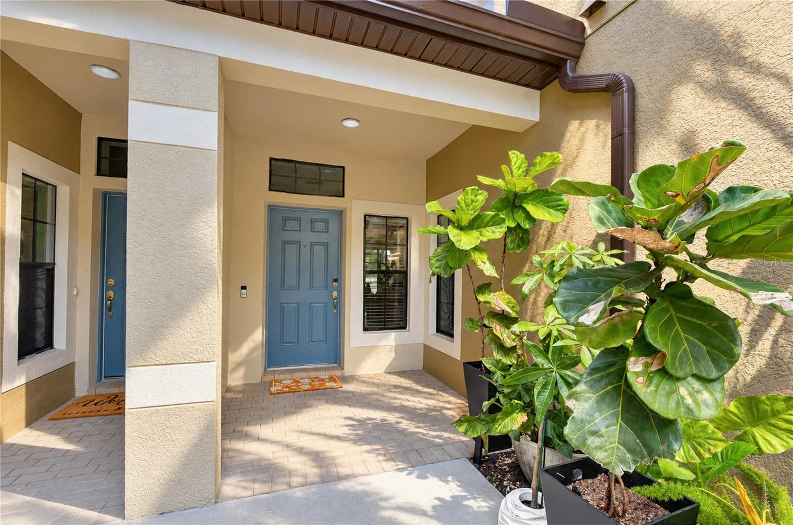 Townhouse at 11650 CROWNED SPARROW LN, TAMPA, photo 5 of 57