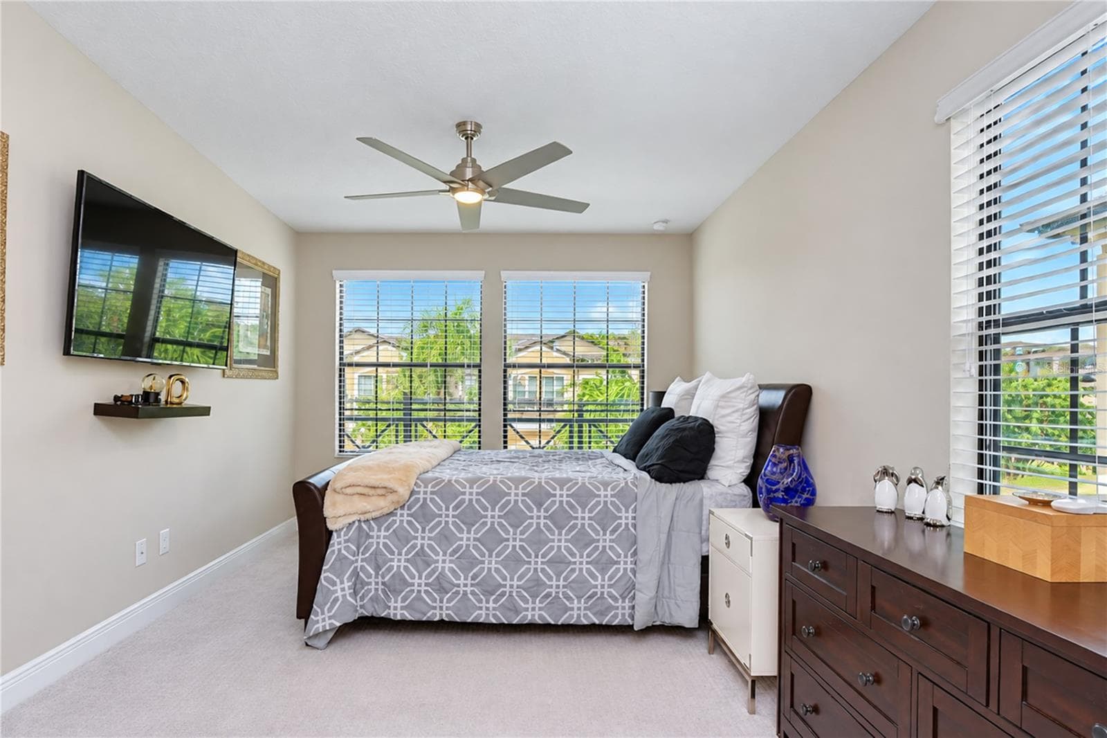Townhouse at 11650 CROWNED SPARROW LN, TAMPA, photo 39 of 57