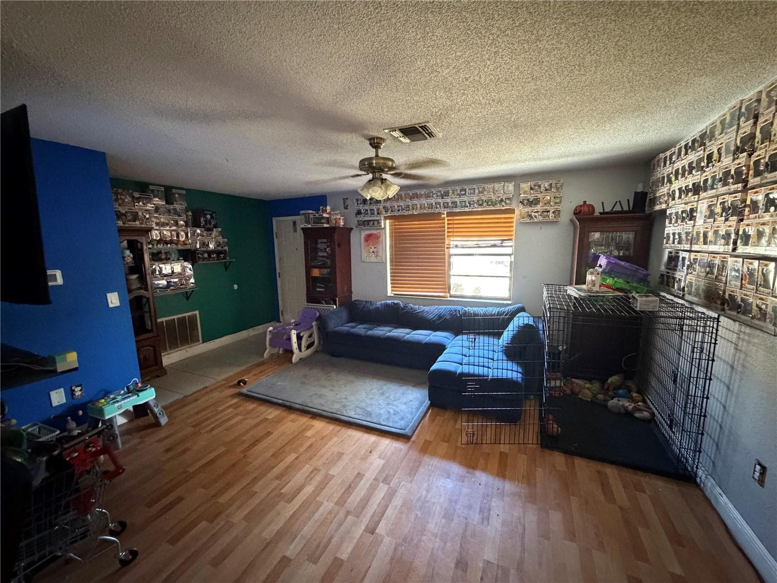 Single Family Residence at 11433 BROWN BEAR LN, PORT RICHEY, photo 6 of 21