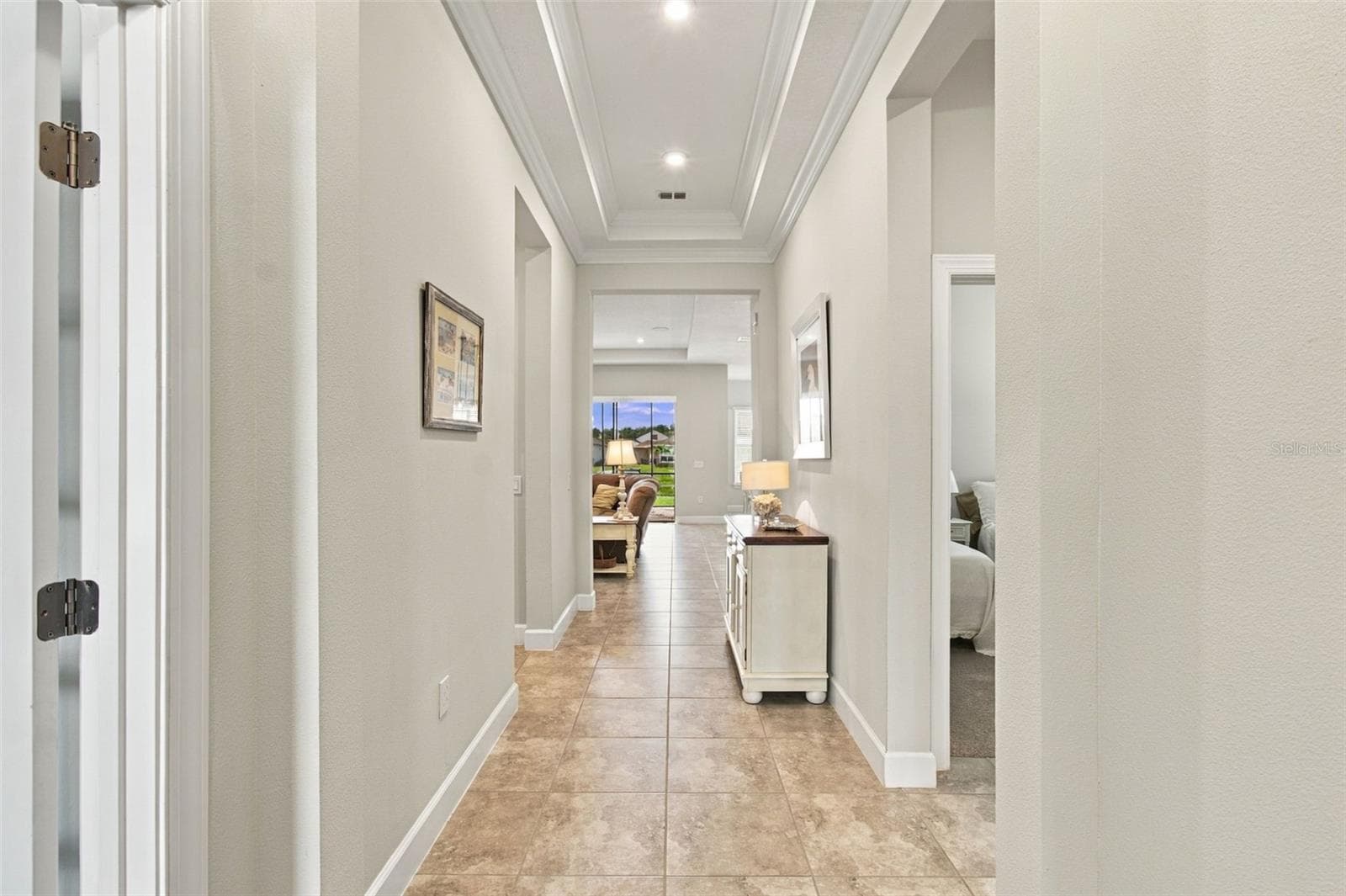 Generous ENTRY FOYER - 4085 VIA TOLEDO CT, POINCIANA