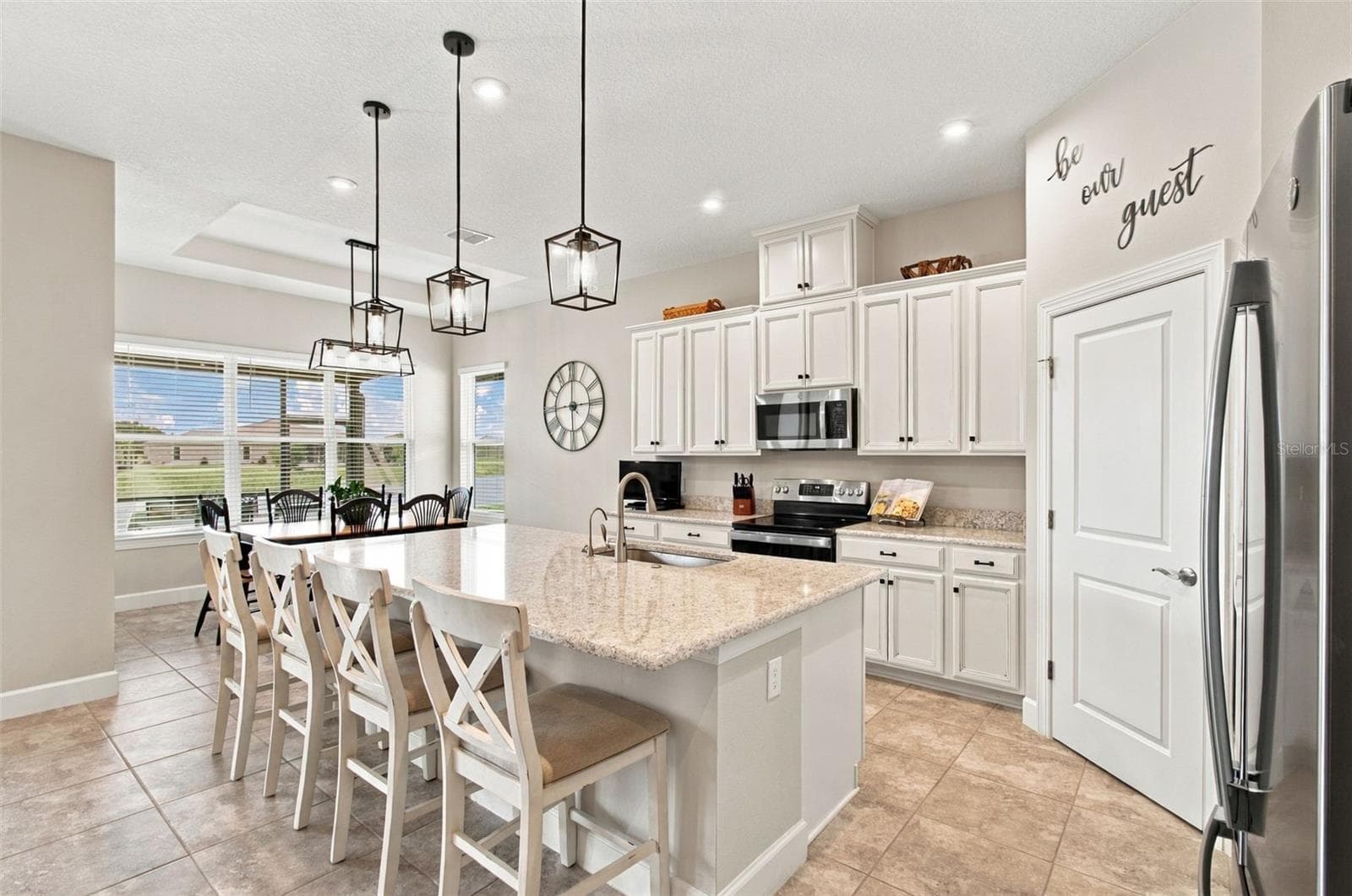 Upgraded Kitchen Walk in Pantry - 4085 VIA TOLEDO CT, POINCIANA
