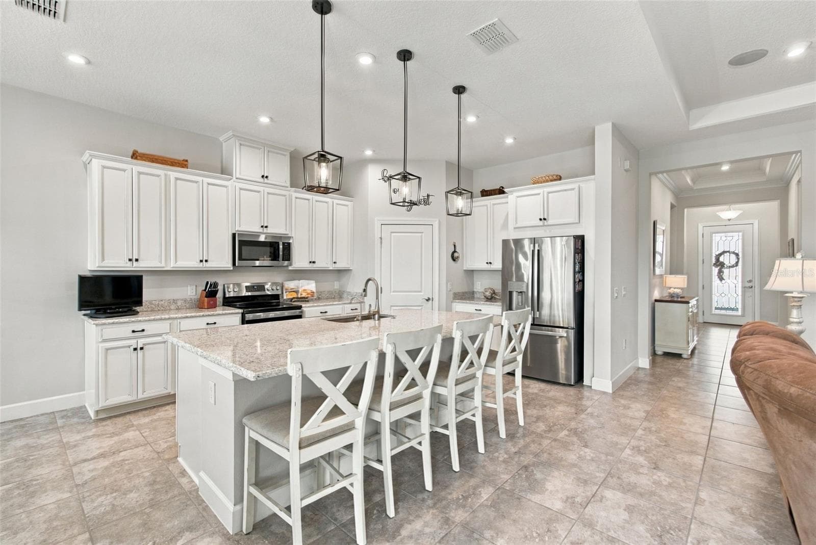 Kitchen Island - 4085 VIA TOLEDO CT, POINCIANA