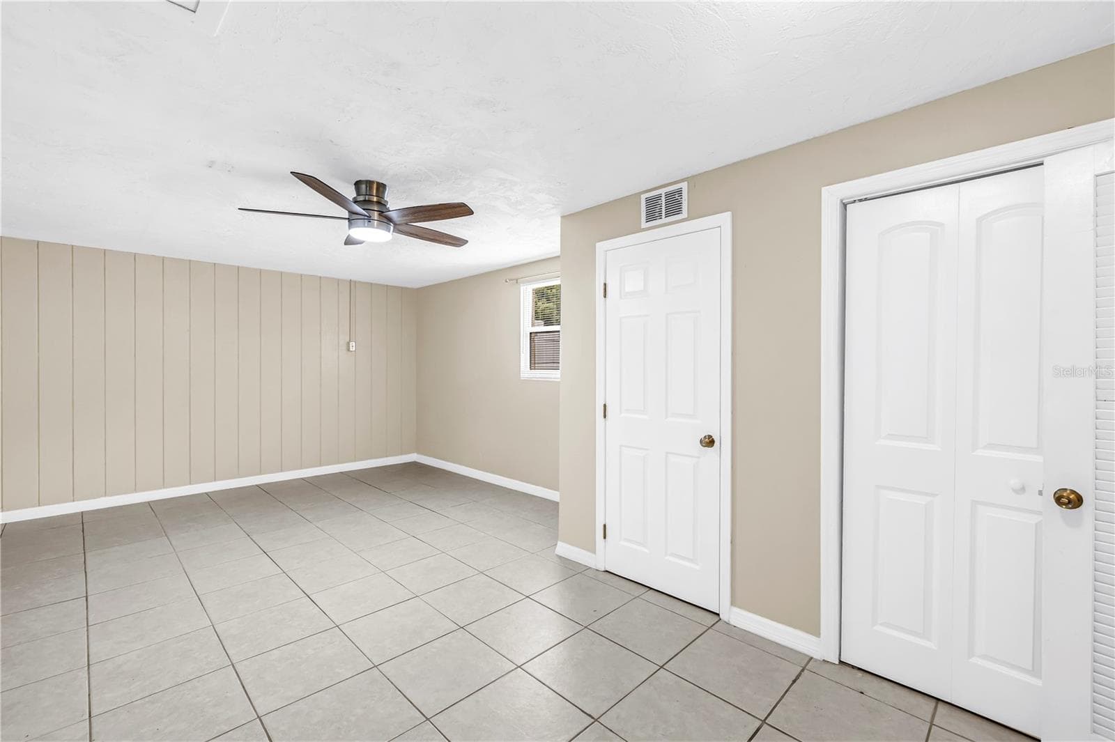 Primary bedroom - 1516 DERRICK ST, HOLIDAY