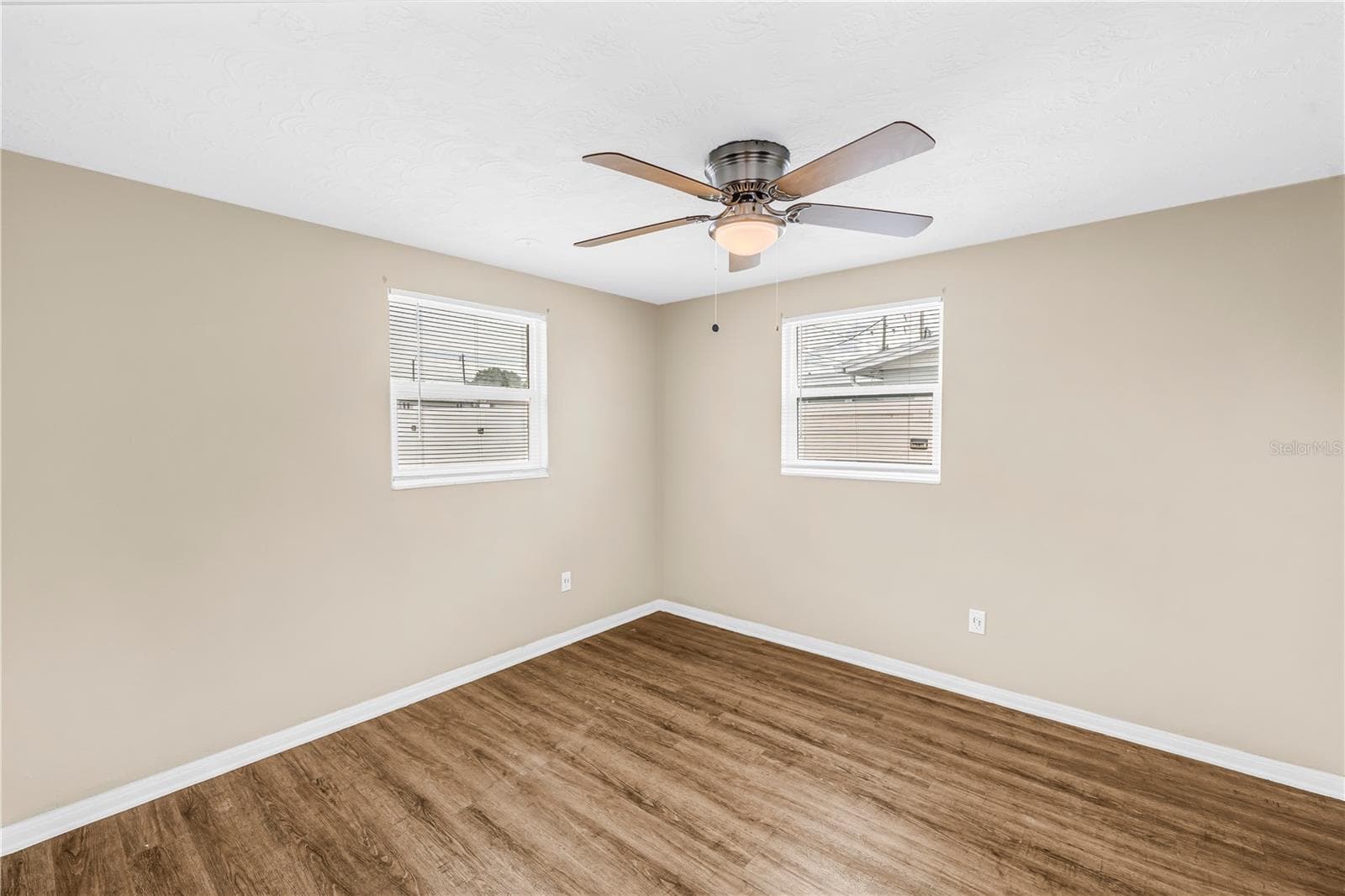 Single Family Residence at 1516 DERRICK ST, HOLIDAY, photo 28 of 48