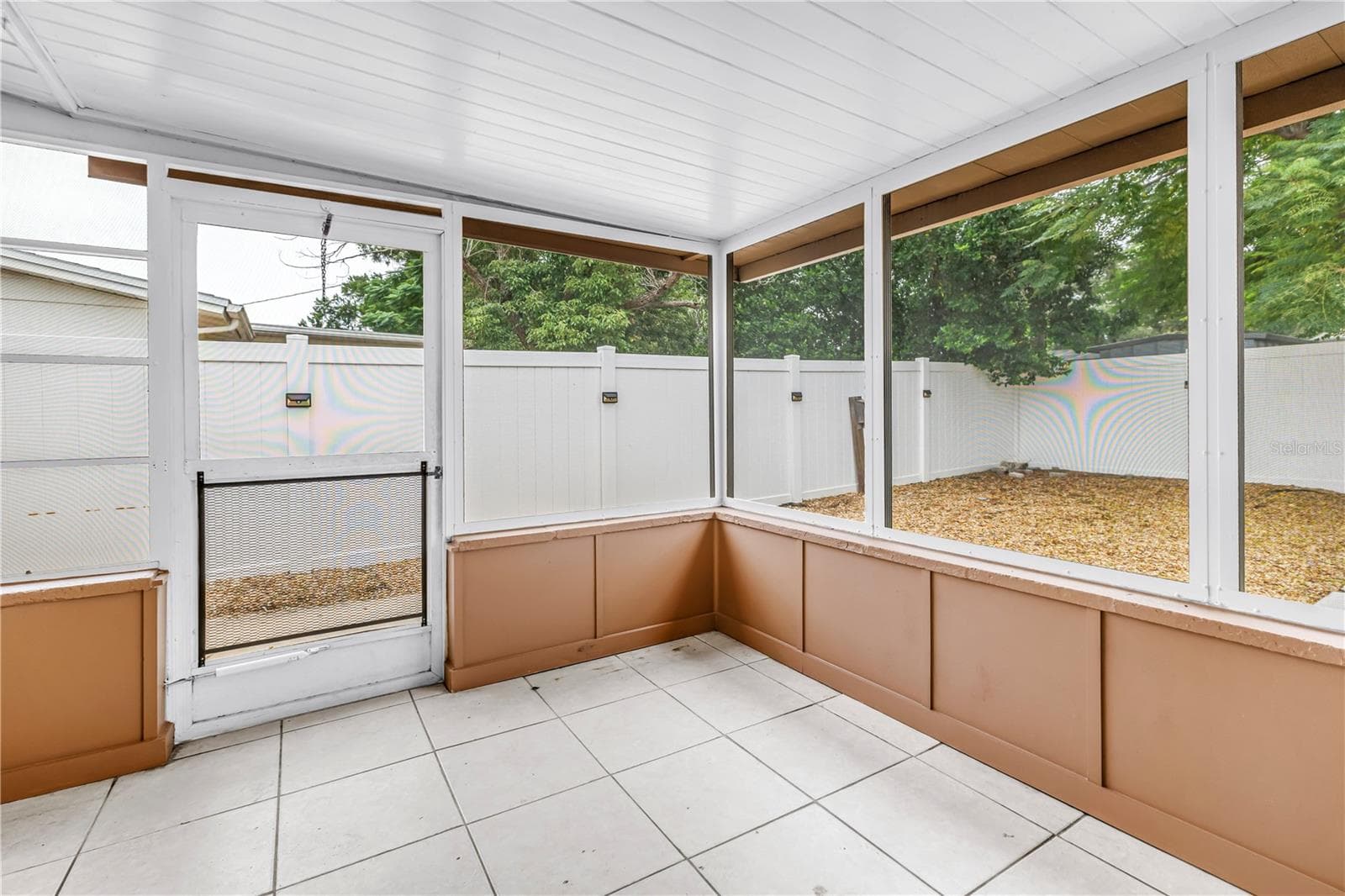 screened lanai - 1516 DERRICK ST, HOLIDAY
