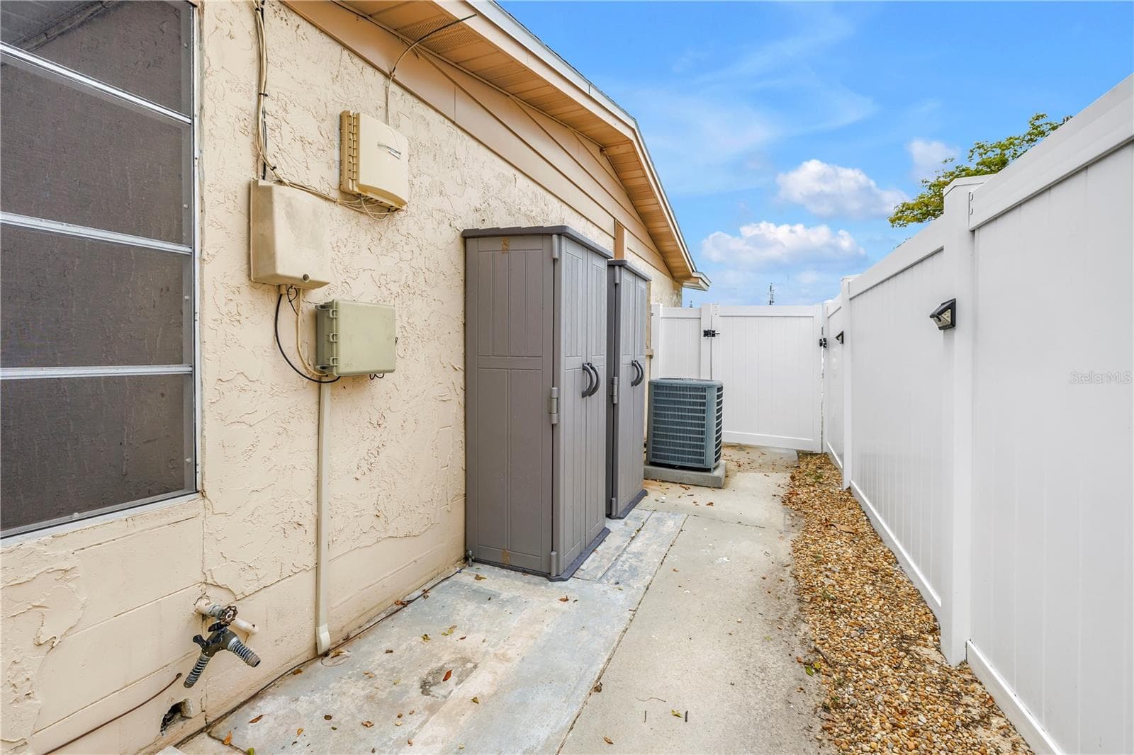 Single Family Residence at 1516 DERRICK ST, HOLIDAY, photo 38 of 48