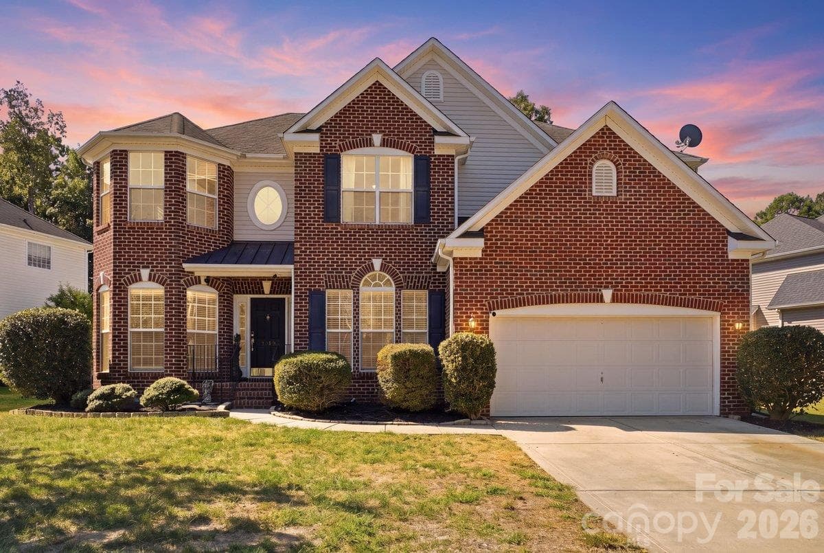 1008 Grayscroft Drive