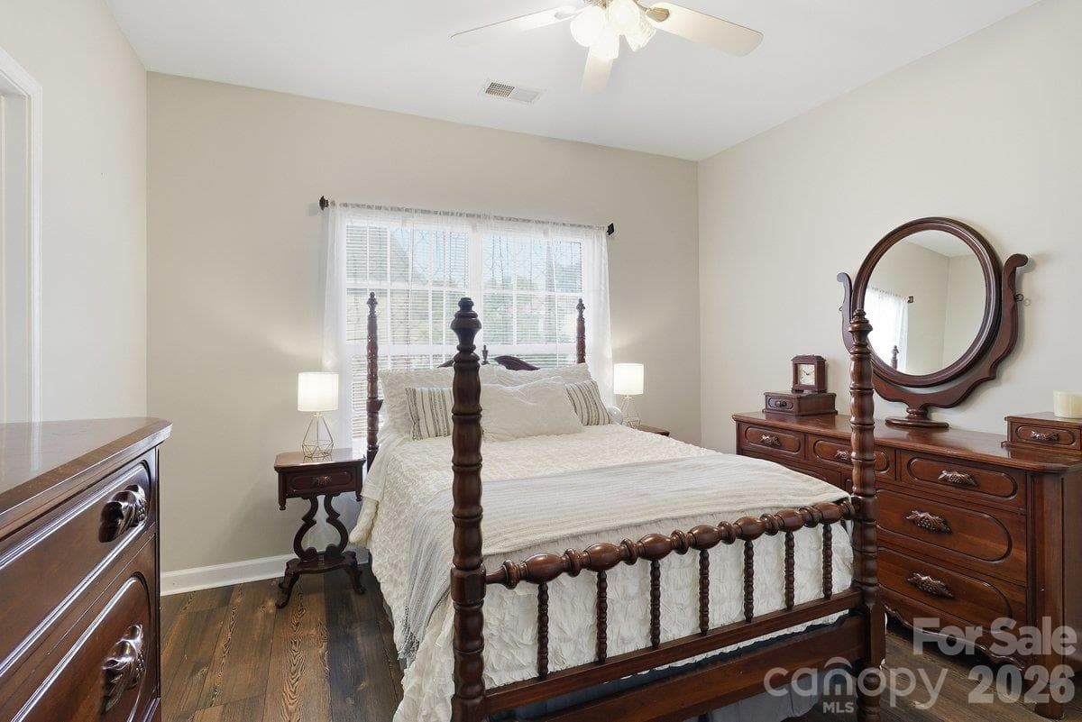 Single Family Residence at 1008 Grayscroft Drive, Waxhaw, photo 16 of 48