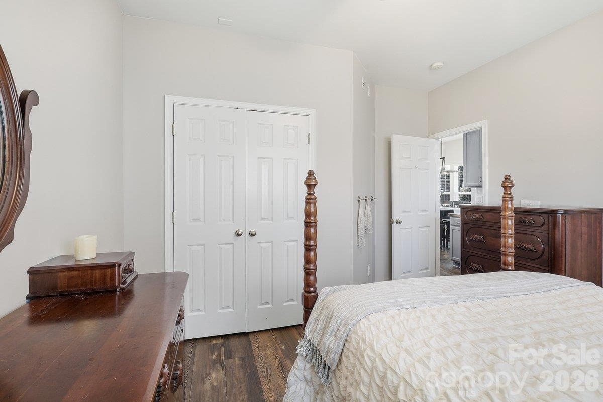 Single Family Residence at 1008 Grayscroft Drive, Waxhaw, photo 17 of 48