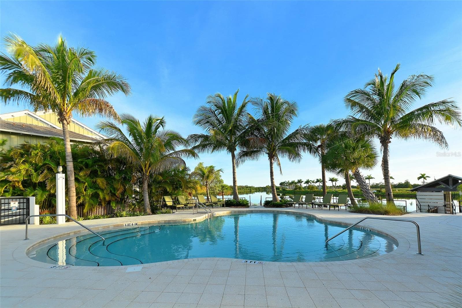 Condominium at 388 ARUBA CIR #201, BRADENTON, photo 69 of 80