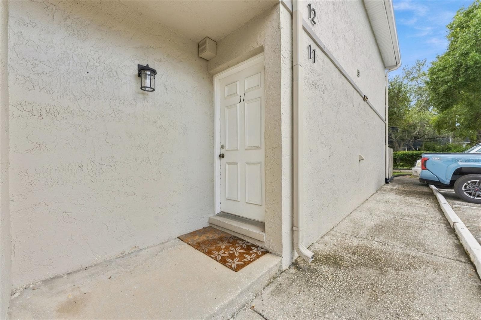 Condominium at 1011 S MOODY AVE #11, TAMPA, photo 3 of 36