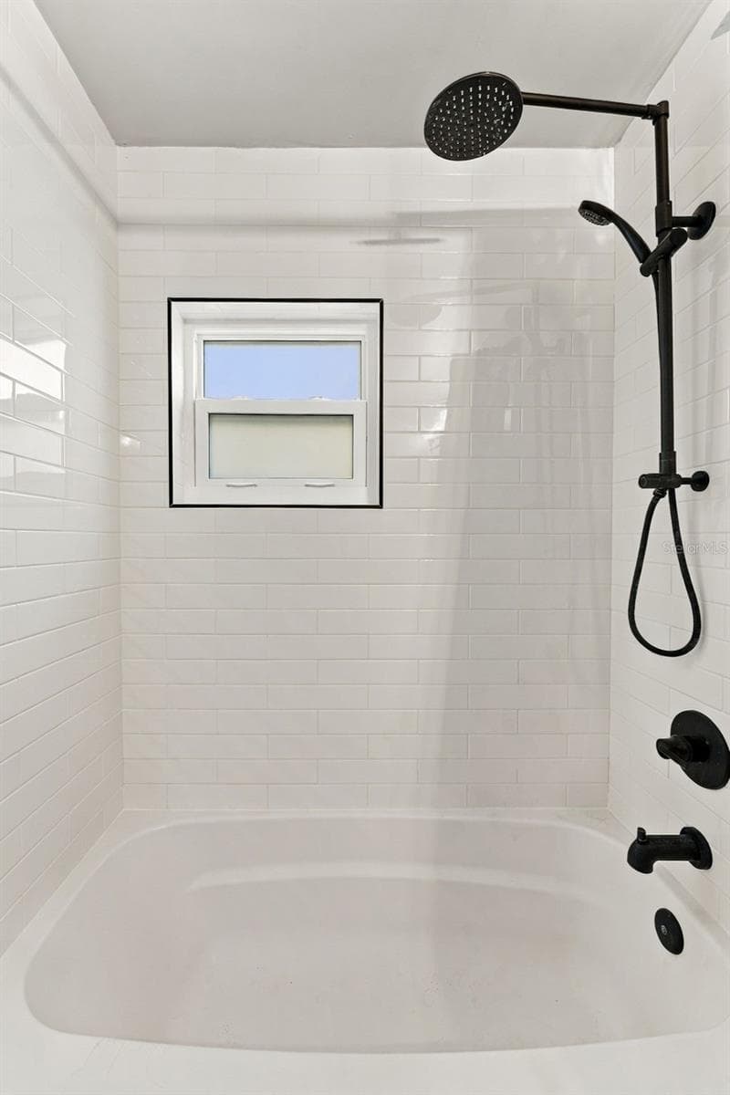 Condominium at 1011 S MOODY AVE #11, TAMPA, photo 21 of 36