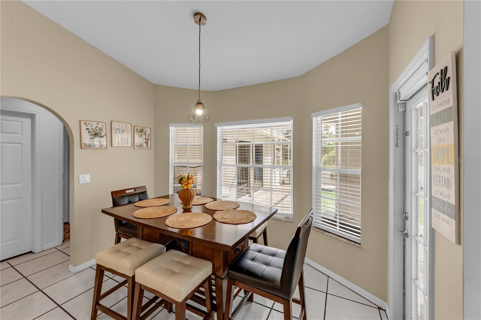 Single Family Residence at 10110 HENDERSON ST, SPRING HILL, photo 14 of 43