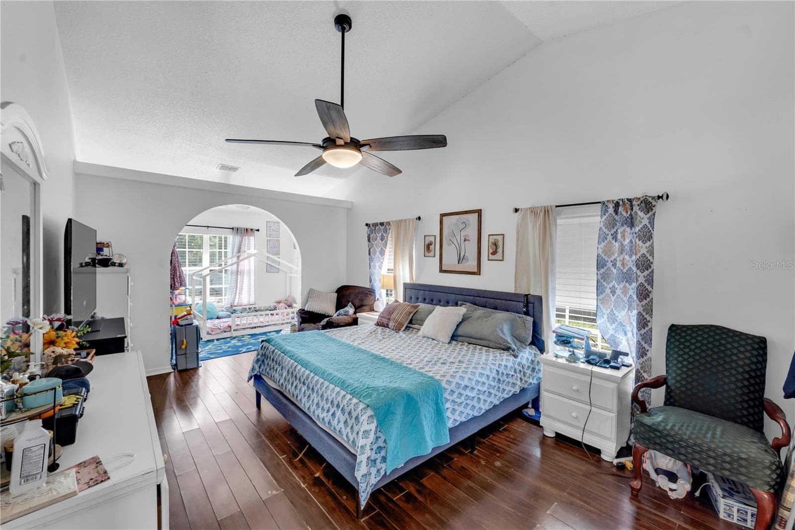 Single Family Residence at 10110 HENDERSON ST, SPRING HILL, photo 15 of 43