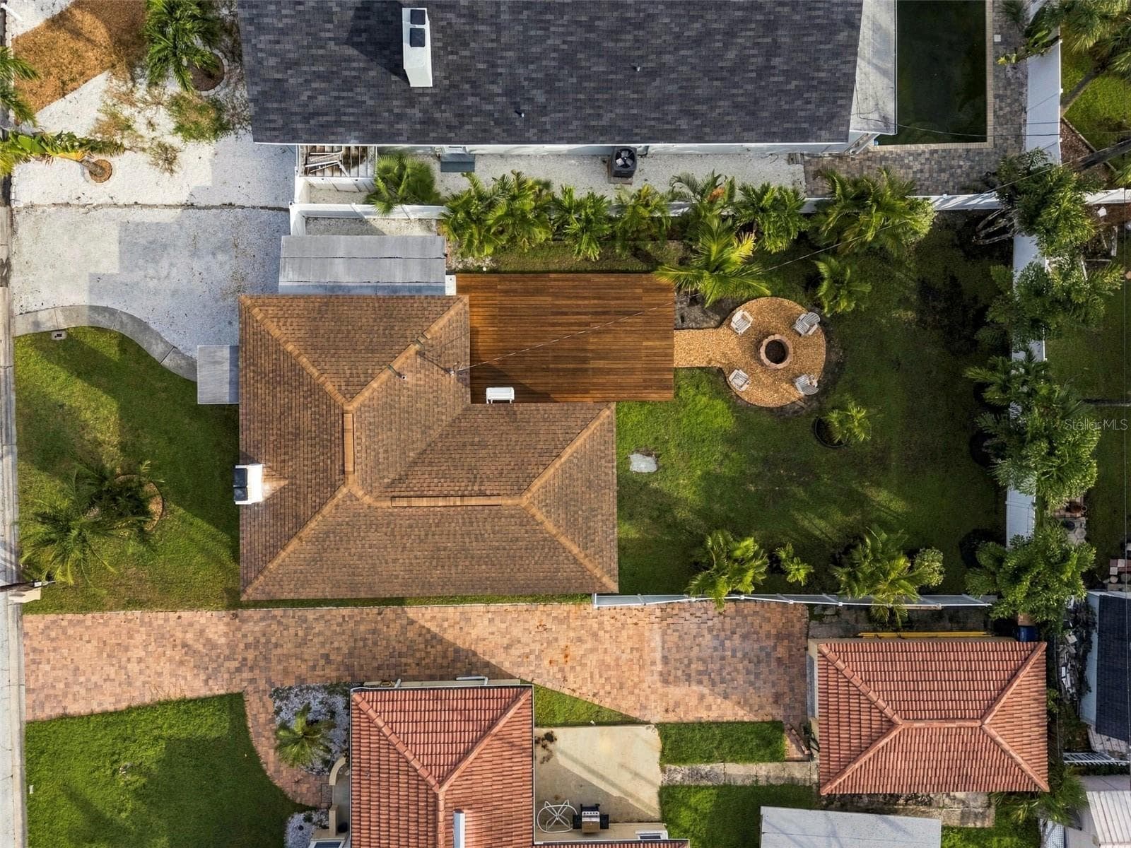 Single Family Residence at 15424 2ND ST E, MADEIRA BEACH, photo 5 of 69