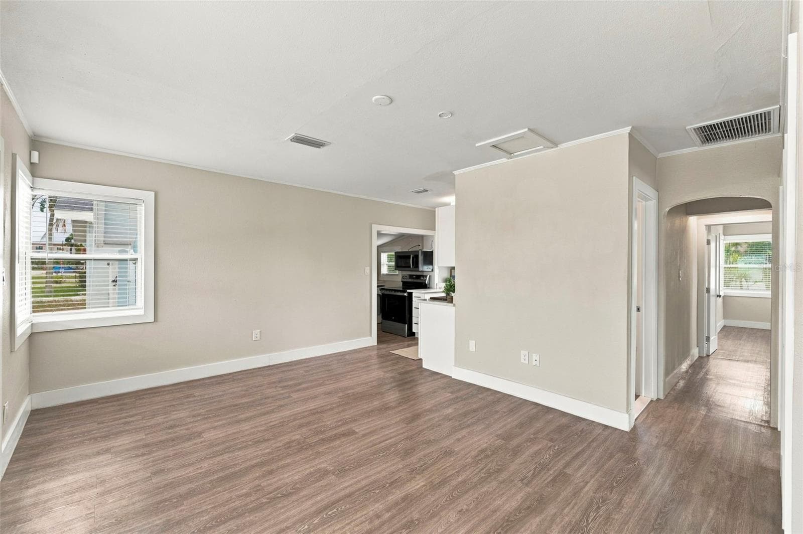 Single Family Residence at 15424 2ND ST E, MADEIRA BEACH, photo 12 of 69