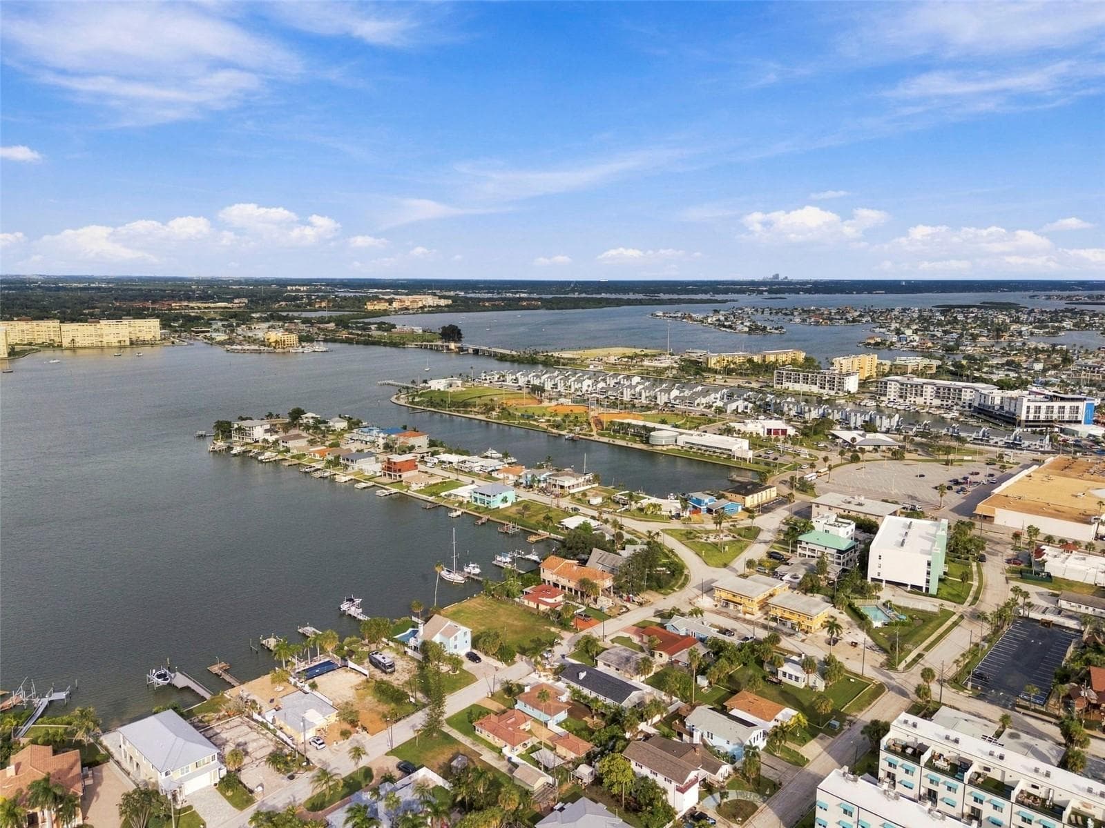 Single Family Residence at 15424 2ND ST E, MADEIRA BEACH, photo 64 of 69