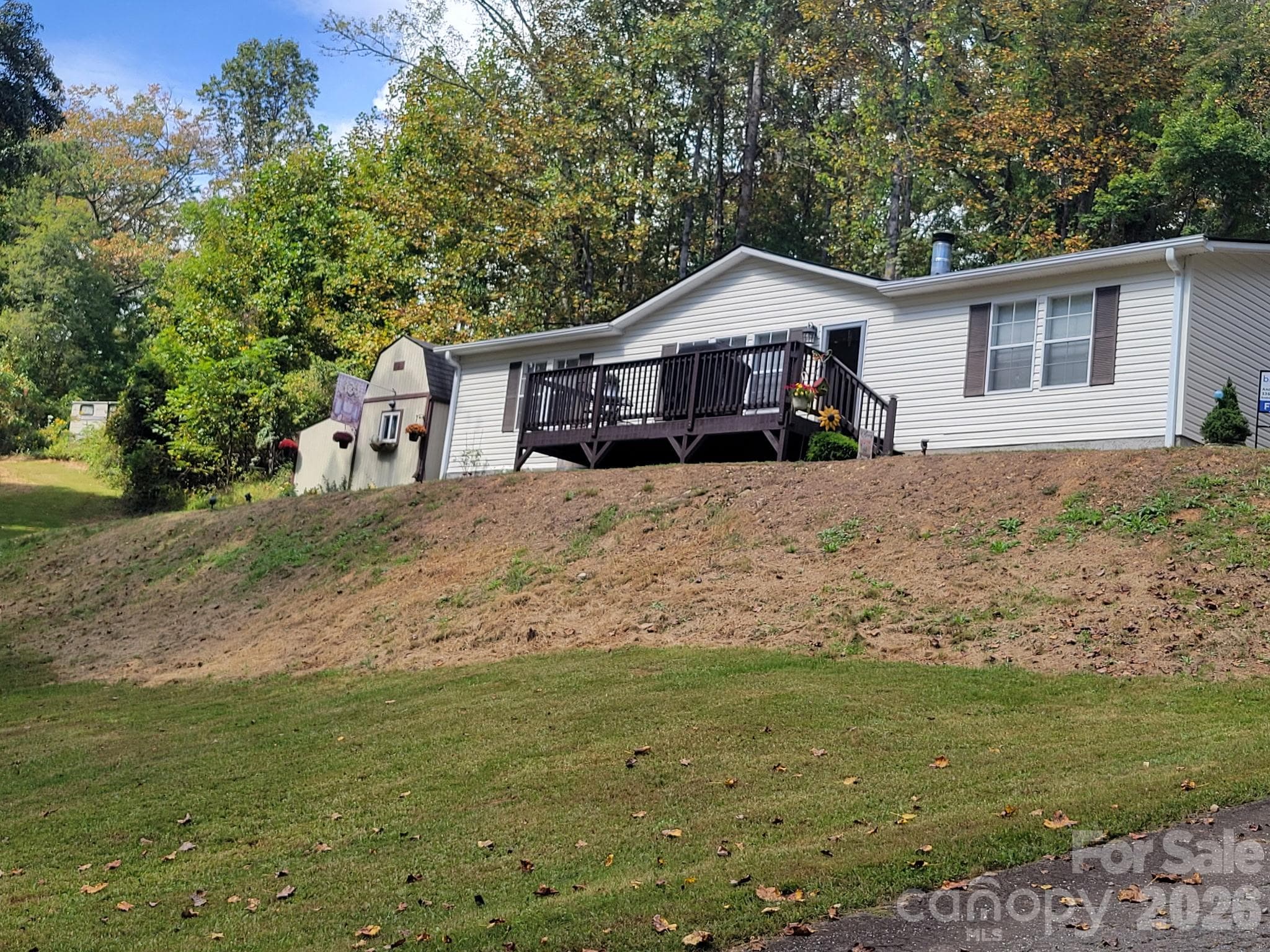 Beautifully maintained home on 1.92 acres. Roof replaced in 2025. - 183 Gobbler Circle, Horse Shoe