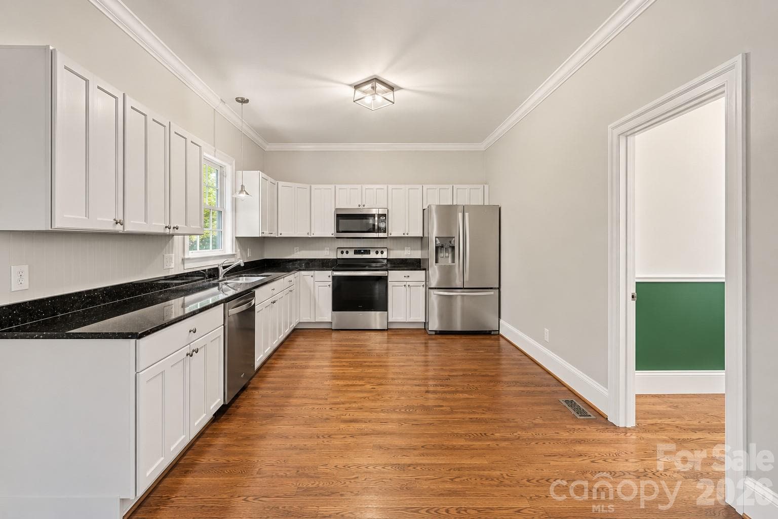 Single Family Residence at 1912 Parson Drive, Charlotte, photo 10 of 31