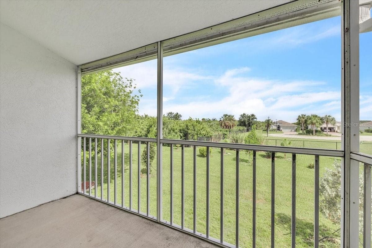 Condominium at 3310 LOVELAND BLVD #1308, PORT CHARLOTTE, photo 32 of 47