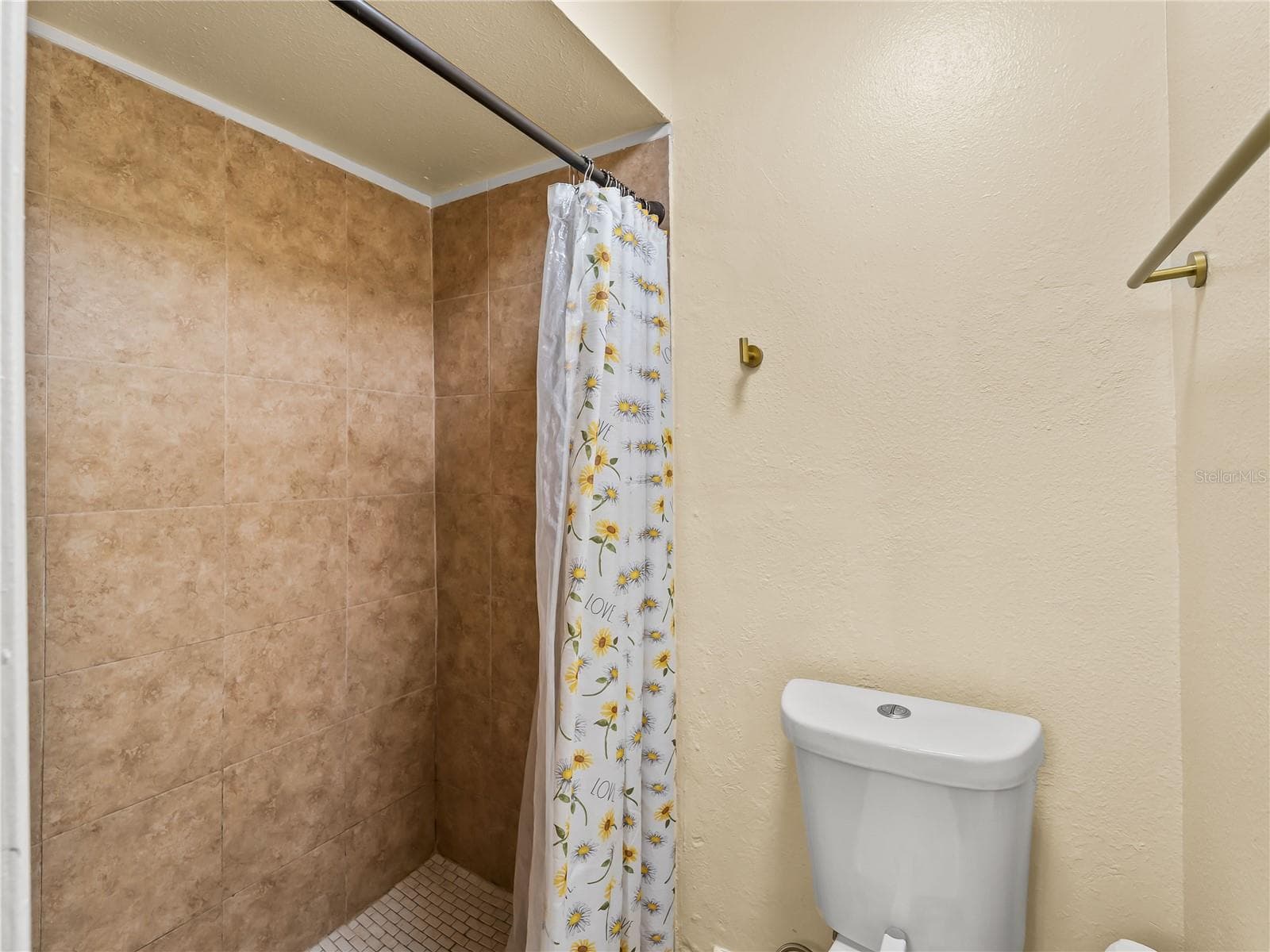 Primary shower/toilet room. - 20343 RUTHERFORD AVE, PORT CHARLOTTE