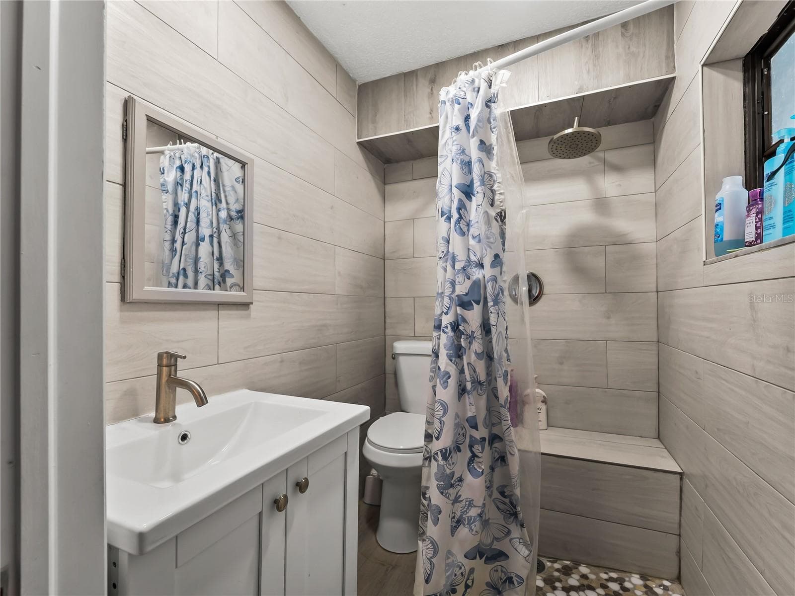 Bedroom #4's bathroom. - 20343 RUTHERFORD AVE, PORT CHARLOTTE