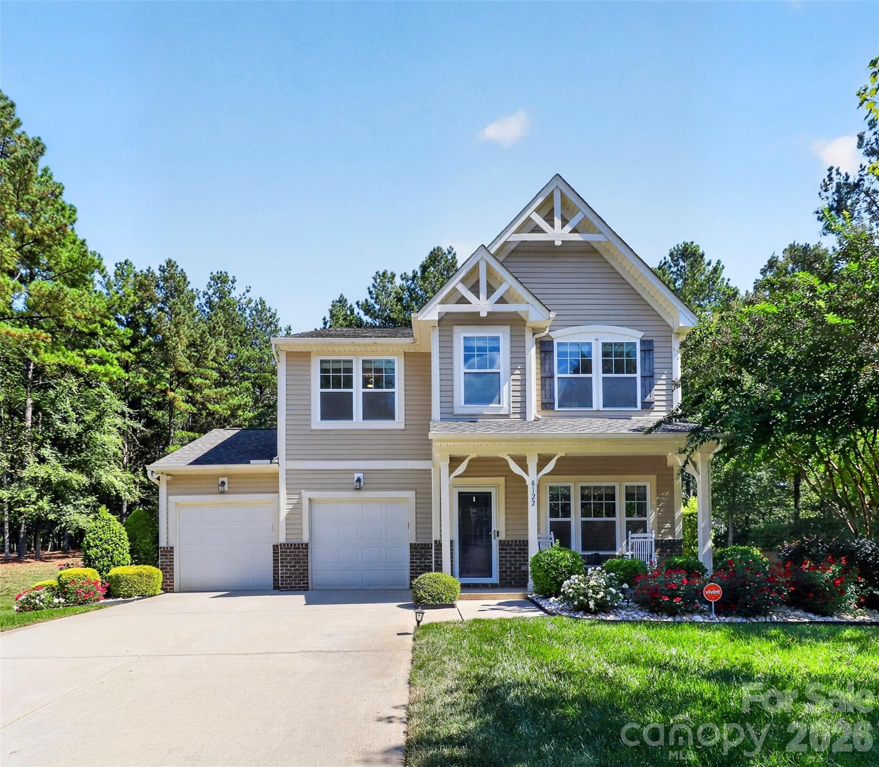 8122 Mossy Rock Road