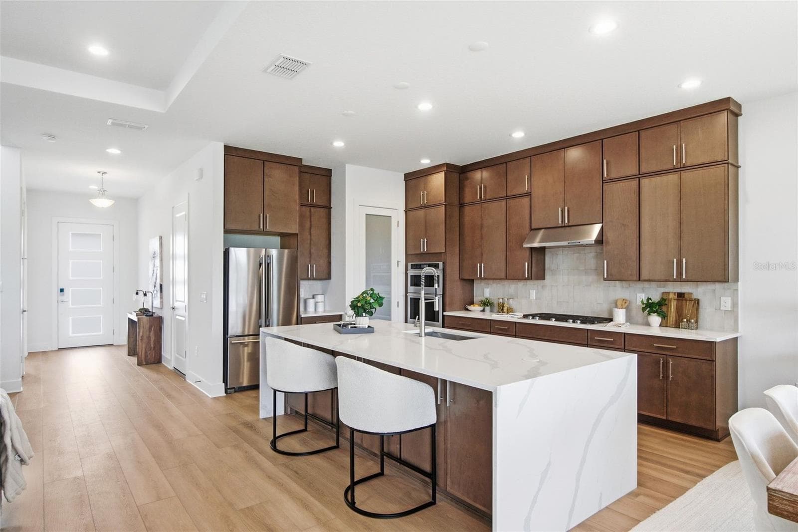 Single Family Residence at 1712 STONECLIFF DR, APOPKA, photo 9 of 49