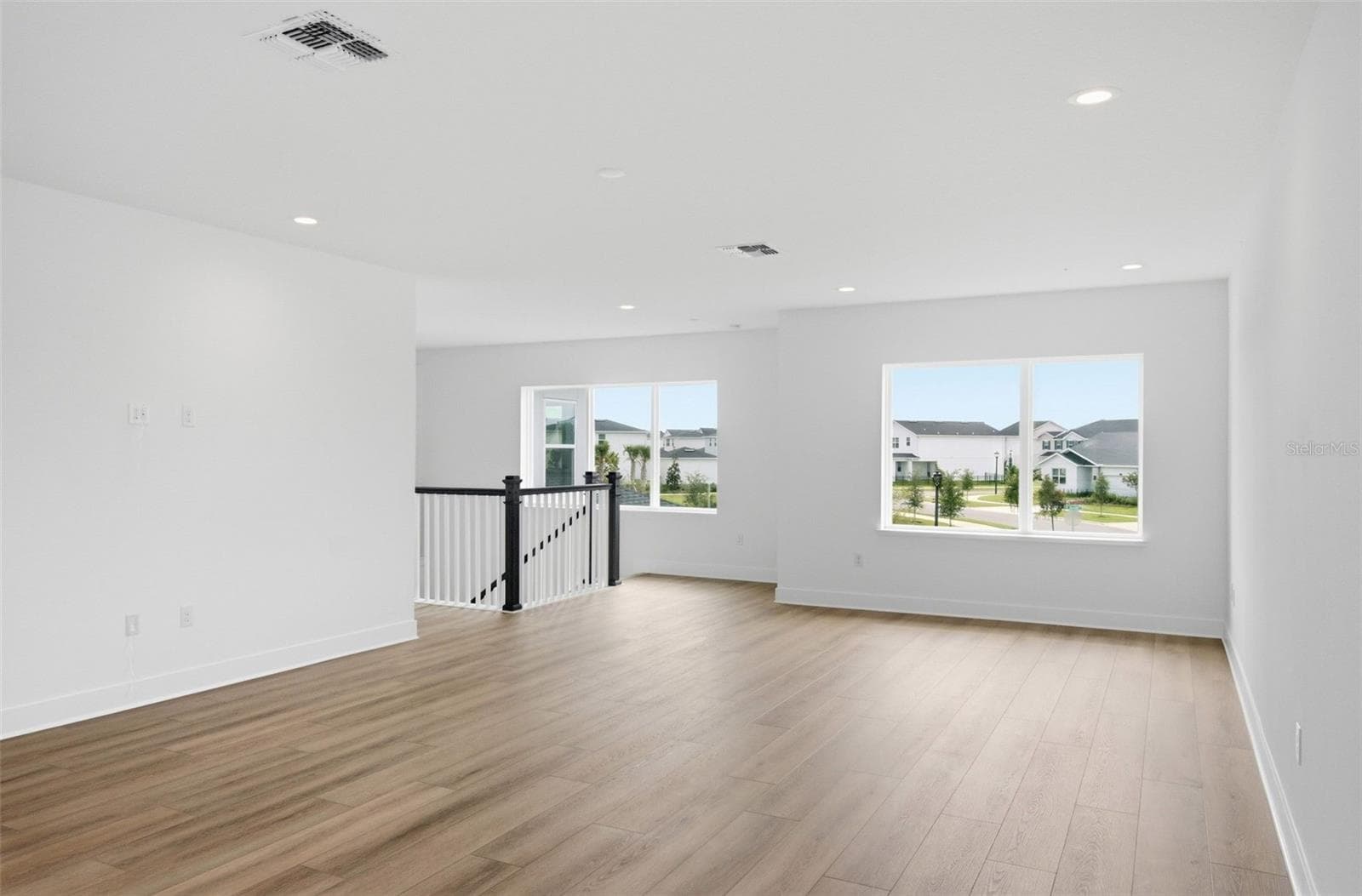 Loft - 1712 STONECLIFF DR, APOPKA