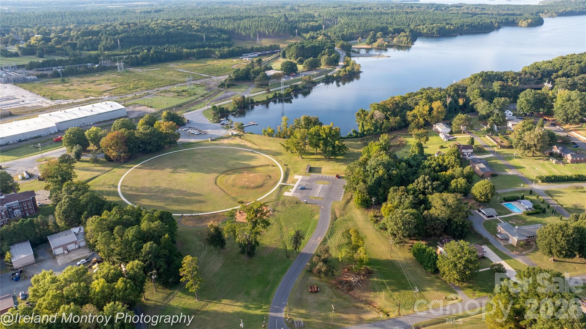 WALKING TRAIL BY THE LAKE. - 31 Maple Street, Badin
