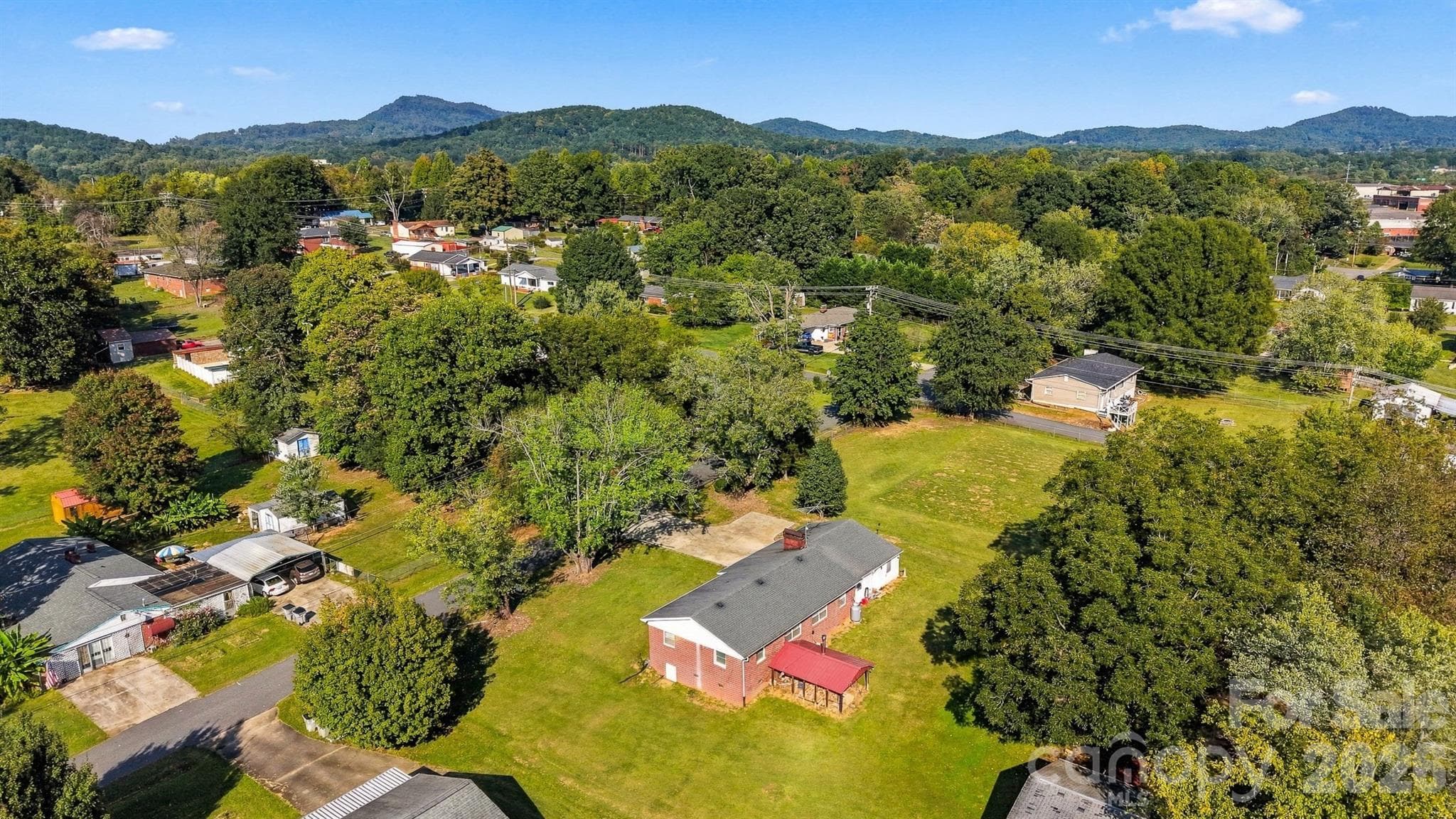 Single Family Residence at 605 Lincoln Lane SW, Lenoir, photo 37 of 45